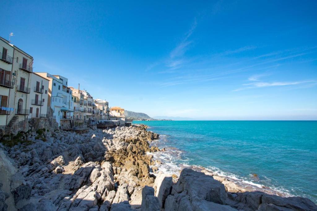 Апартаменты La Piazzetta Чефалу Экстерьер фото